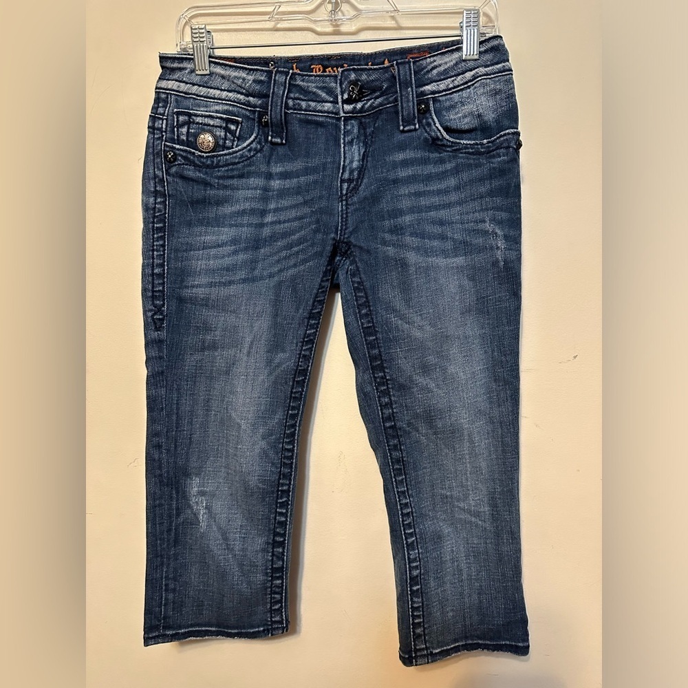 Rock Revival Medium Wash Jen Capri Size 28